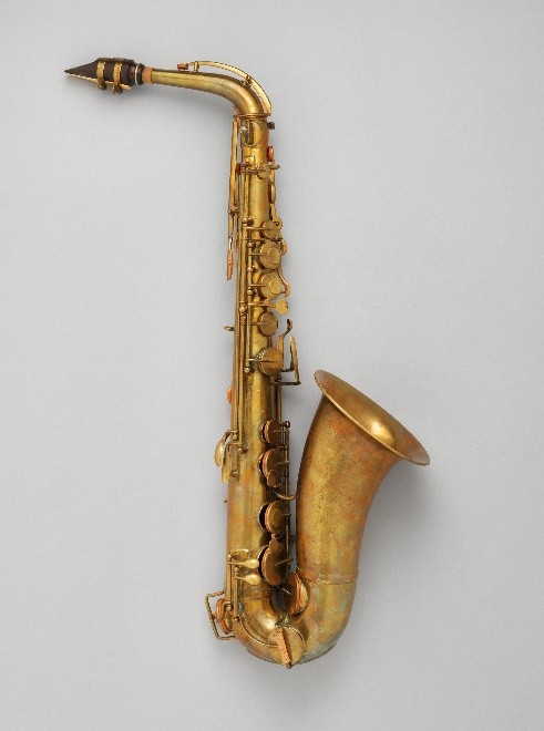 Alto saxophone in E-flat Alto saxophone in E-flat