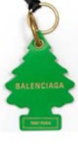 Infringing tree-shaped key ring